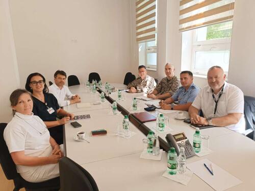 Predstavnici KCUS-a i Ministarstva odbrane BiH dogovaraju helikopterski transport pacijenata