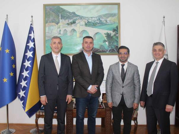 Predstavnici TIKA-e posjetili Konjic, sastali se s Ćatićem i porodicama pogođenim poplavama