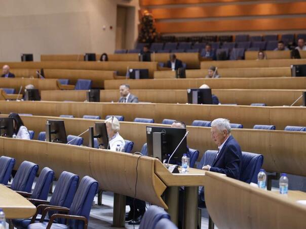 Predstavnički dom danas raspravlja se o budžetu, evropskom putu i sigurnosti na cestama