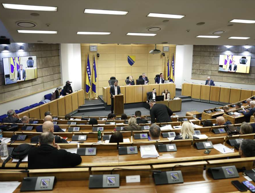 Predstavnički dom na vanrednoj sjednici o zakonu o boračkom dodatku