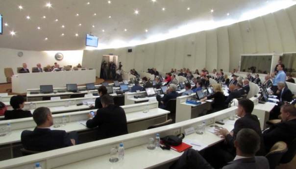 Parlament BiH o zakonima i sporazumima, bez imenovanja Božovića