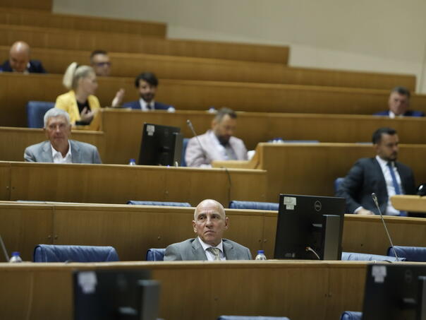 Predstavnički dom PSBiH raspravljao o kupovini "kumovske zgrade" u Banjoj Luci