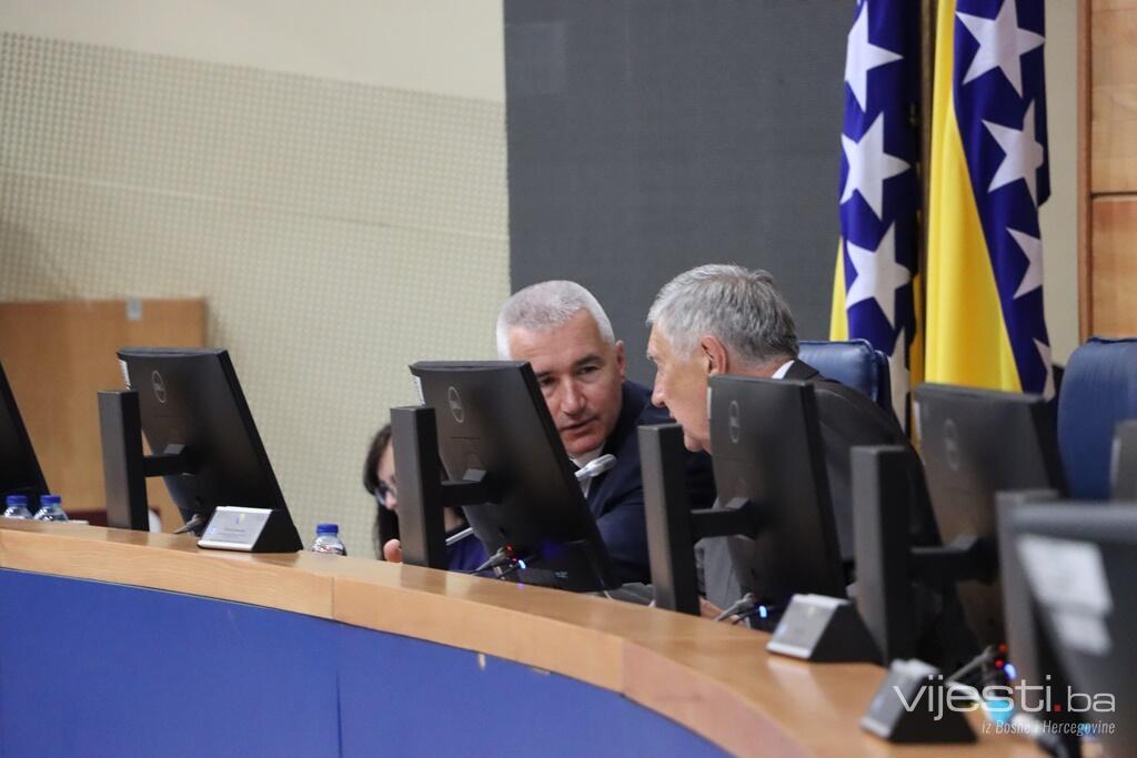 Predstavnički dom PSBiH razmatra dva prijedloga izmjena Izbornog zakona BiH