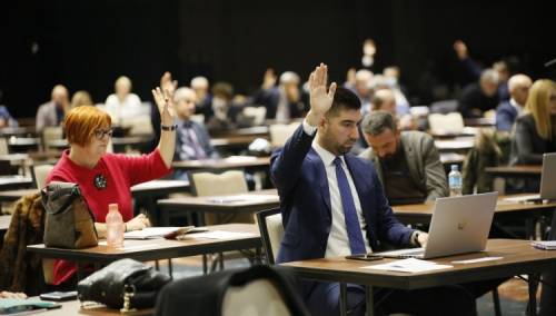 Predstavnički dom za povećanje naknada ratnim vojnim invalidima