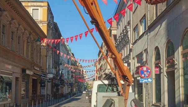 Preduzeće 'Park' uređuje ulice povodom SFF-a