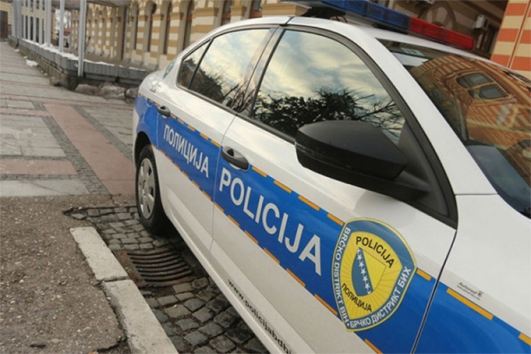 Pregažen tridesetsedmogodišnjak, policija traga za vozačem