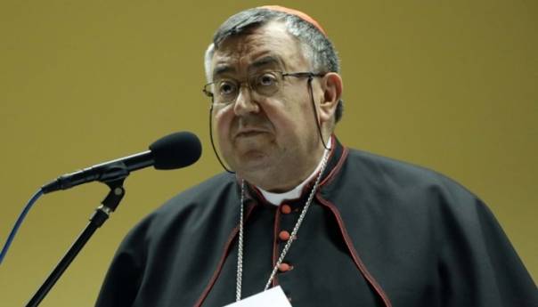 Prekida se održavanje misa u katoličkim crkvama