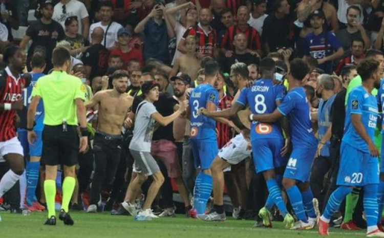 Prekinut meč Nice i Marseillea, sukob Payeta i navijača