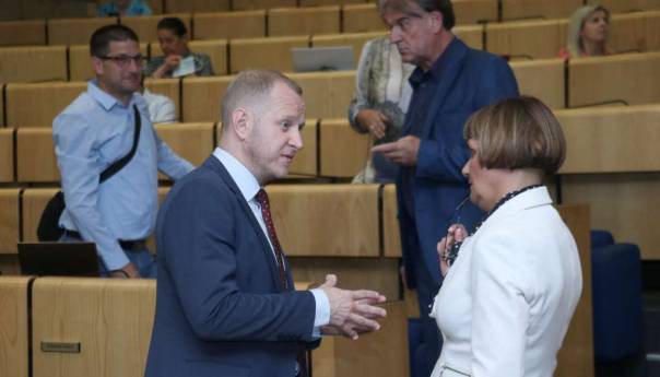 Prekinuta sjednica Doma naroda Parlamenta FBiH