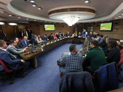 Prekinuta sjednica Gradskog vijeća Grada Sarajeva: Vijećnici se nisu mogli dogovoriti