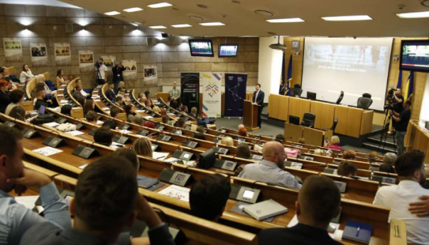 Zbog smrti Segmedine Srne prekinuta sjednica PD PFBiH