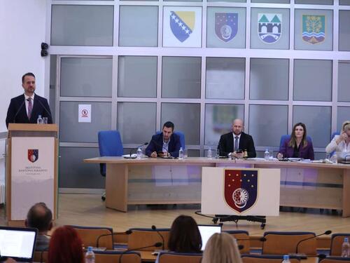 Prekinuta sjednica Skupštine KS, sporno da li će Registar finansijskih obaveza biti javan