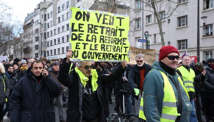 Preko 100 hiljada ljudi na ulicama širom Francuske