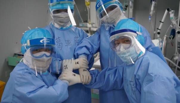 Preko 30 zvaničnika kažnjeno zbog porasta novozaraženih u Kini