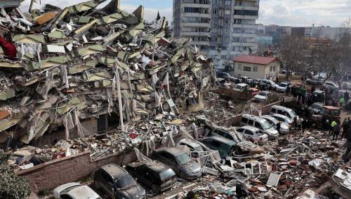 Preko 33.000 mrtvih u zemljotresima u Turskoj i Siriji