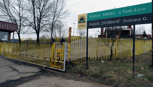 Preko dvije hiljade rudara Kreke stupilo u generalni štrajk