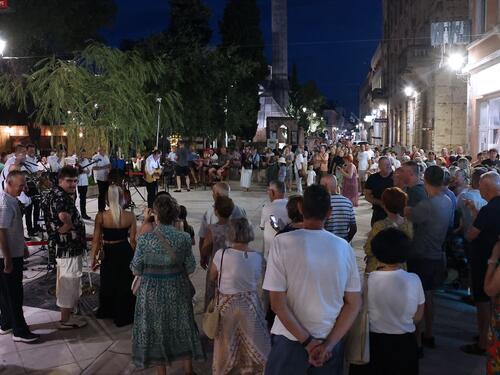 Prekrasna noć uz koncert Mostarskih tamburaša
