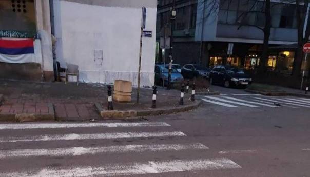 Prekrečen mural Ratku Mladiću u Beogradu