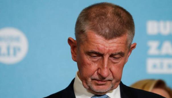 Premijer Češke priznao poraz, vlada podnijela ostavku