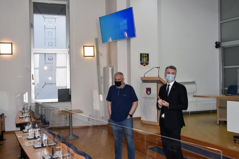 Premijer Forto i ministar Vranić: Spremni smo optimalno odgovoriti na četvrti val