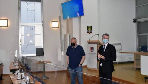 Premijer Forto i ministar Vranić: Spremni smo optimalno odgovoriti na četvrti val