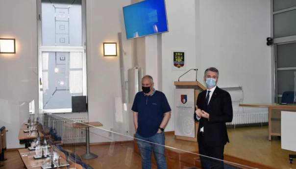 Premijer Forto i ministar Vranić: Spremni smo optimalno odgovoriti na četvrti val