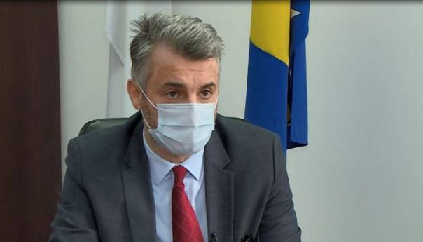 Premijer Forto umjesto konkretnih mjera piše pisma