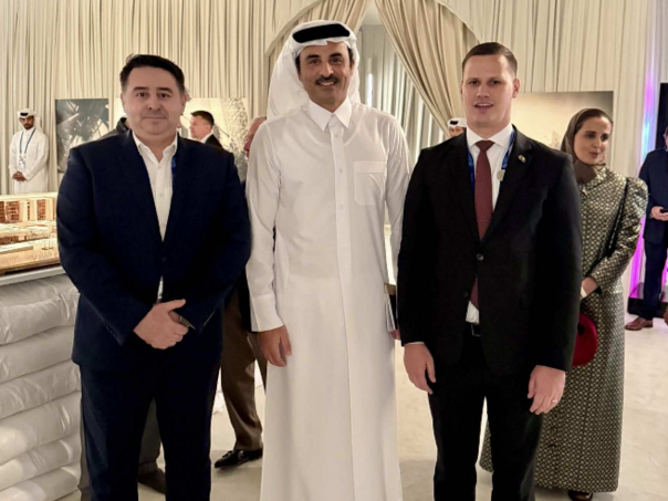 Premijer Halilagić na svečanom prijemu kod emira Katara Hamada Al Thanija