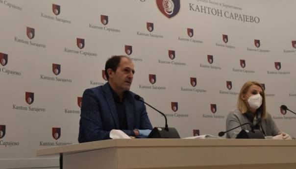 Premijer KS Nenadić: Tek smo na početku krize