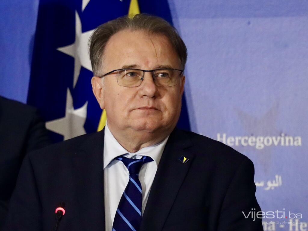 Premijer Nikšić se oglasio o ubistvu starice na Ozrenu