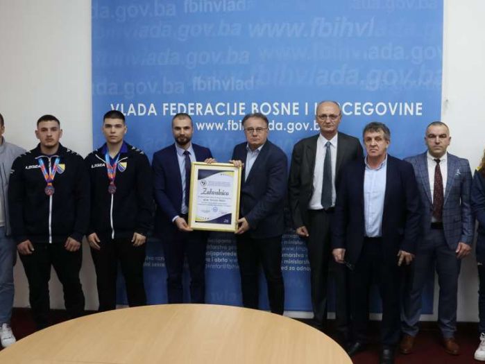 Premijer Nikšić ugostio delegaciju Bokserskog saveza BiH