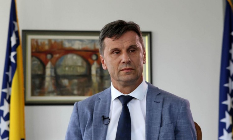 Premijer Novalić i ministri danas sa poslodavcima