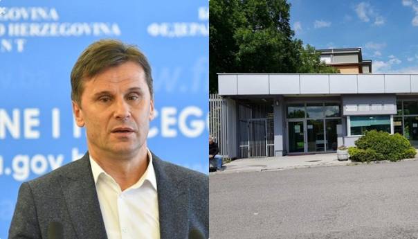 Premijer Novalić izašao iz Suda BiH, odbijen prijedlog Tužilaštva