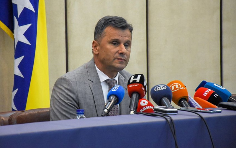 Premijer Novalić uputio telegram saučešća porodici prof.dr. Muratovića