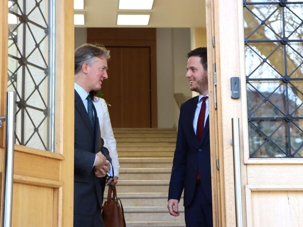 Premijer Uk i ambasador Reilly: Jačati privatni sektor i trgovinske veze