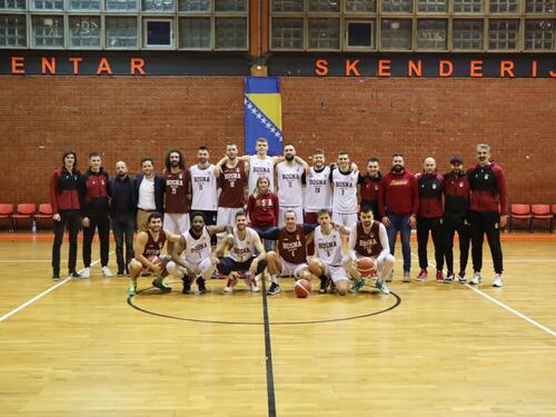 Premijer Uk i ministar Magoda na treningu košarkaša Bosne: Nastavak podrške sarajevskim studentima