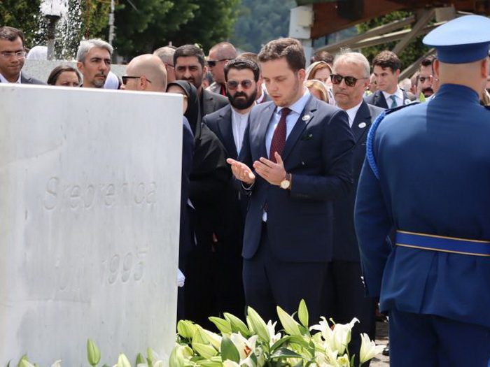 Premijer Uk: Istina o Srebrenici je naša moralna obaveza