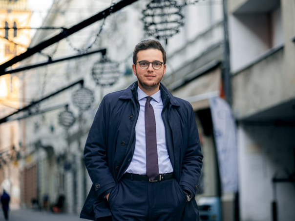 Premijer Uk: Proslavimo praznike bez buke pirotehnike