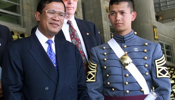 Premijera Kambodže će nakon 38 godina na vlasti naslijediti njegov sin