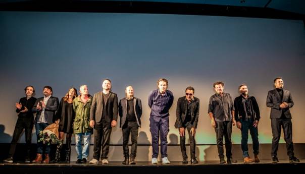 Premijera komedije Danisa Tanovića 'Deset u pola' zatvorila Zagreb Film Festival