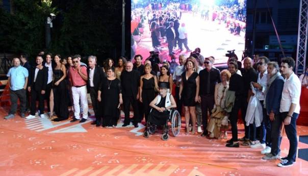 Premijerama dva bh. filma večeras je počeo 27. SFF