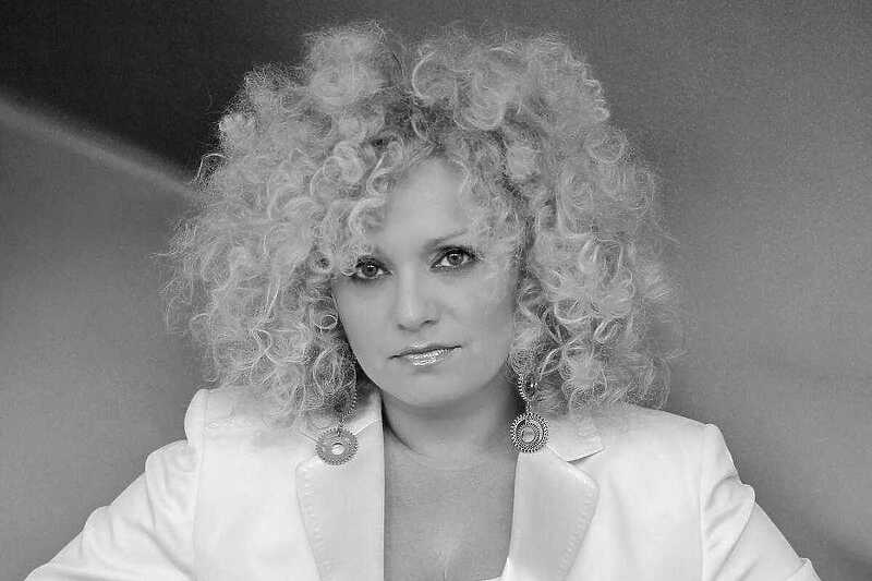 Preminula Vlatka Grakalić, posljednja pjevačica grupe "Srebrna krila"