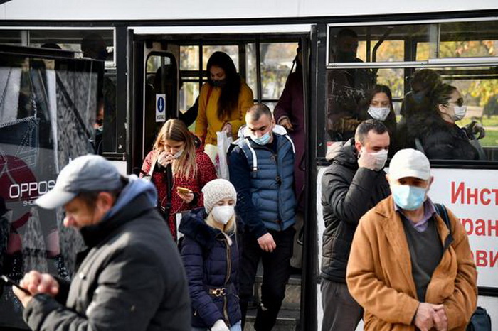 Preminulo 55 osoba u Srbiji, više od 3.200 novooboljelih