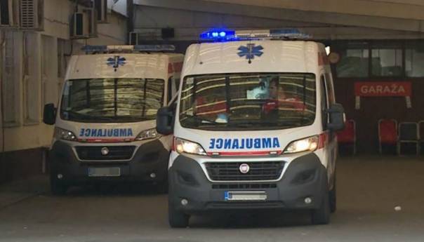 Preminulo trogodišnje dijete nakon pada sa sedmog sprata