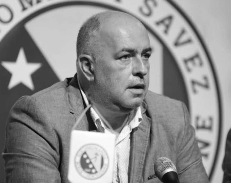 Preminuo bivši generalni sekretar RSBiH Smajo Karačić