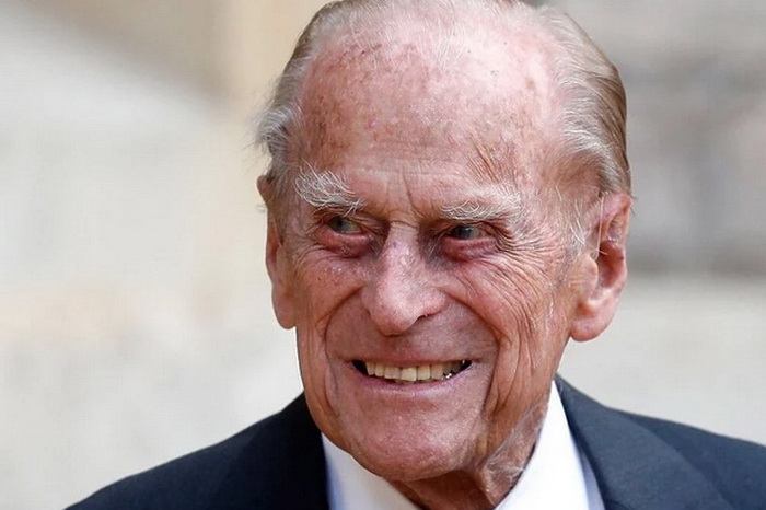 Preminuo britanski princ Philip