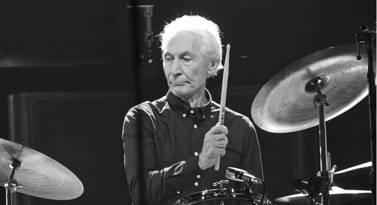 Preminuo Charlie Watts, bubnjar Rolling Stonesa