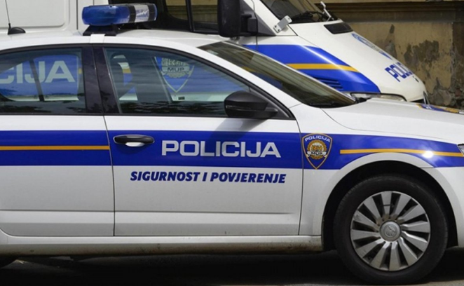 Preminuo dječak nakon što se na njega srušio zid