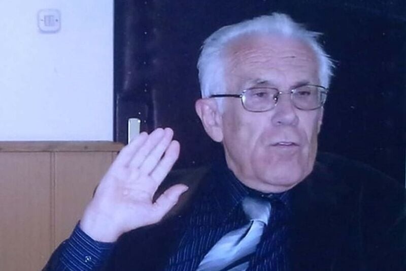 Preminuo historičar Dževad Juzbašić