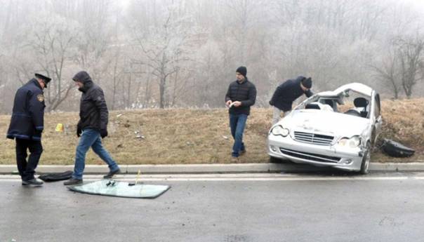 Preminuo i drugi mladić nakon teške saobraćajne nesreće kod Tuzle